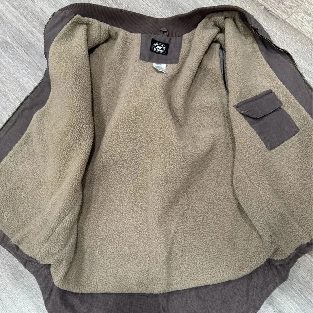 Polar King Vest - Picture 6 of 7